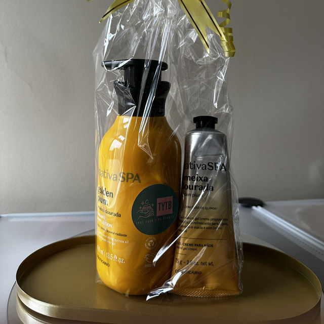 Golden Plum Gift Bag 