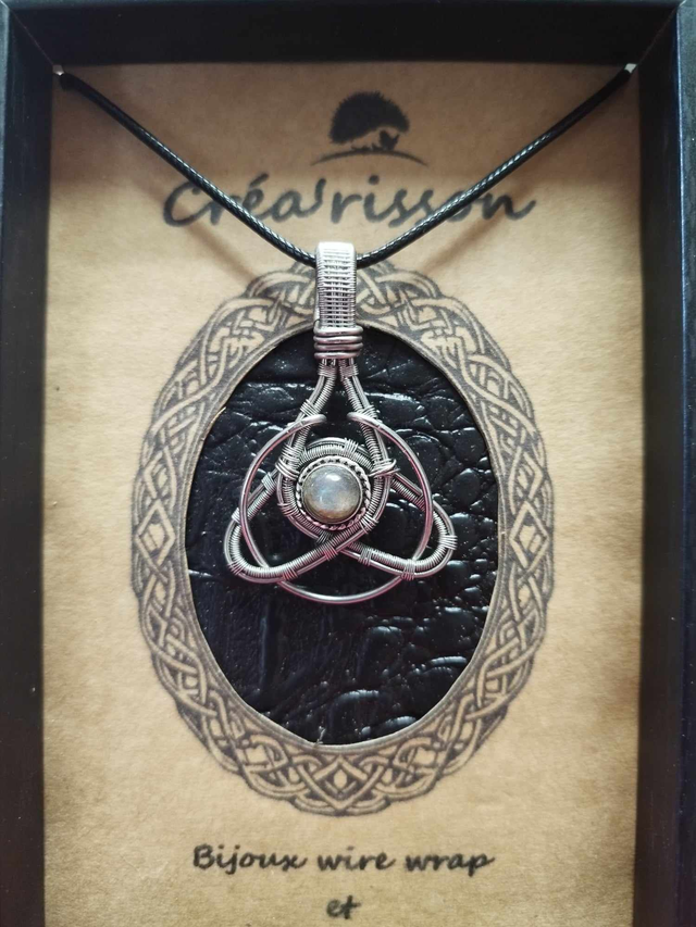 Pendentif Triquetra