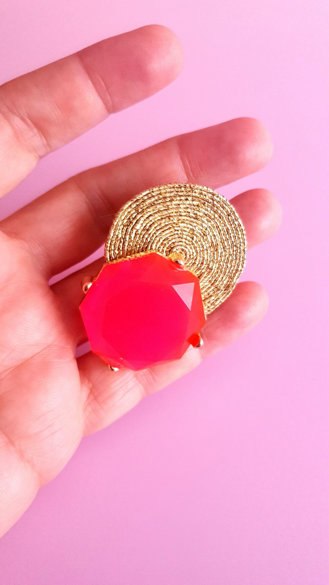 Broche Tourbillons rose flash