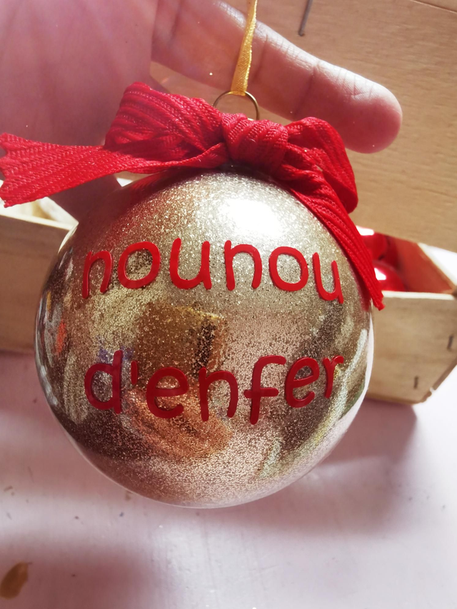 Boule "nounou d'enfer" 