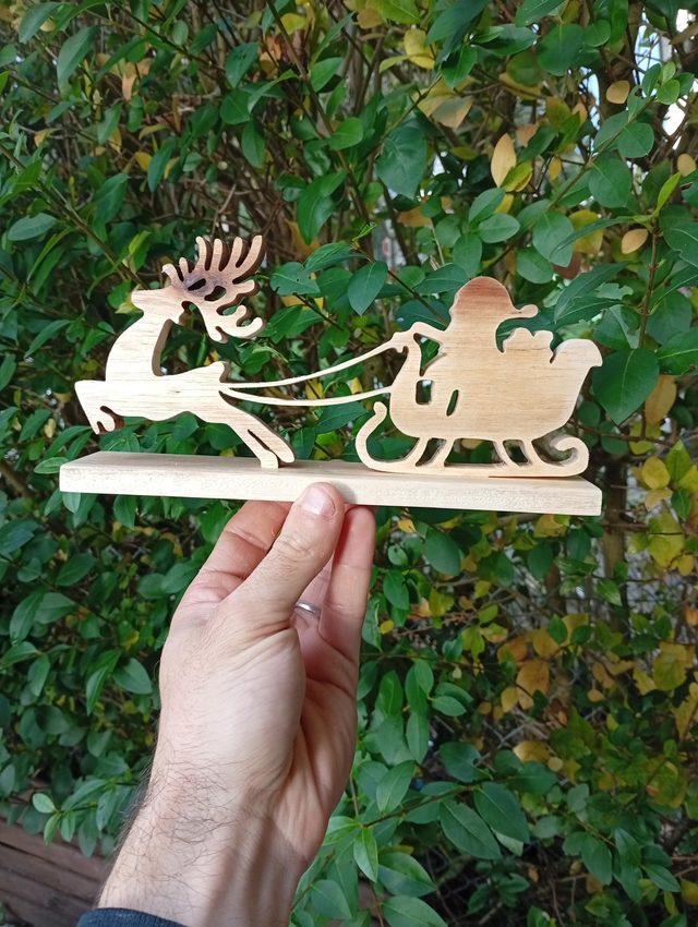 Traîneau Père Noël, Acacia