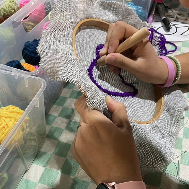 Workshop punch needle