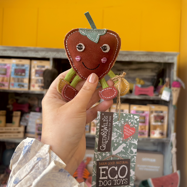 Green &amp; Wild&#039;s Steve the Strawberry, Eco Cat &amp; Dog Toy