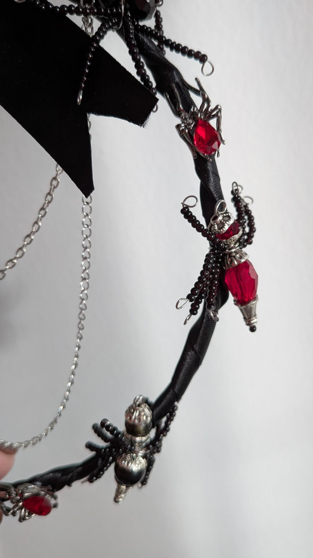 Gothic spider wreath suncatcher