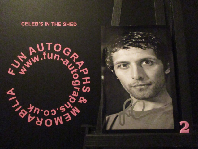 Sean Cernow Authentic Autographed B&amp;W 6x4 Photograph (2)