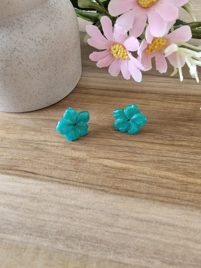 💜fleur Sauvage -"Jardin Secret"– L’éclat floral au creux de l’oreille 💜