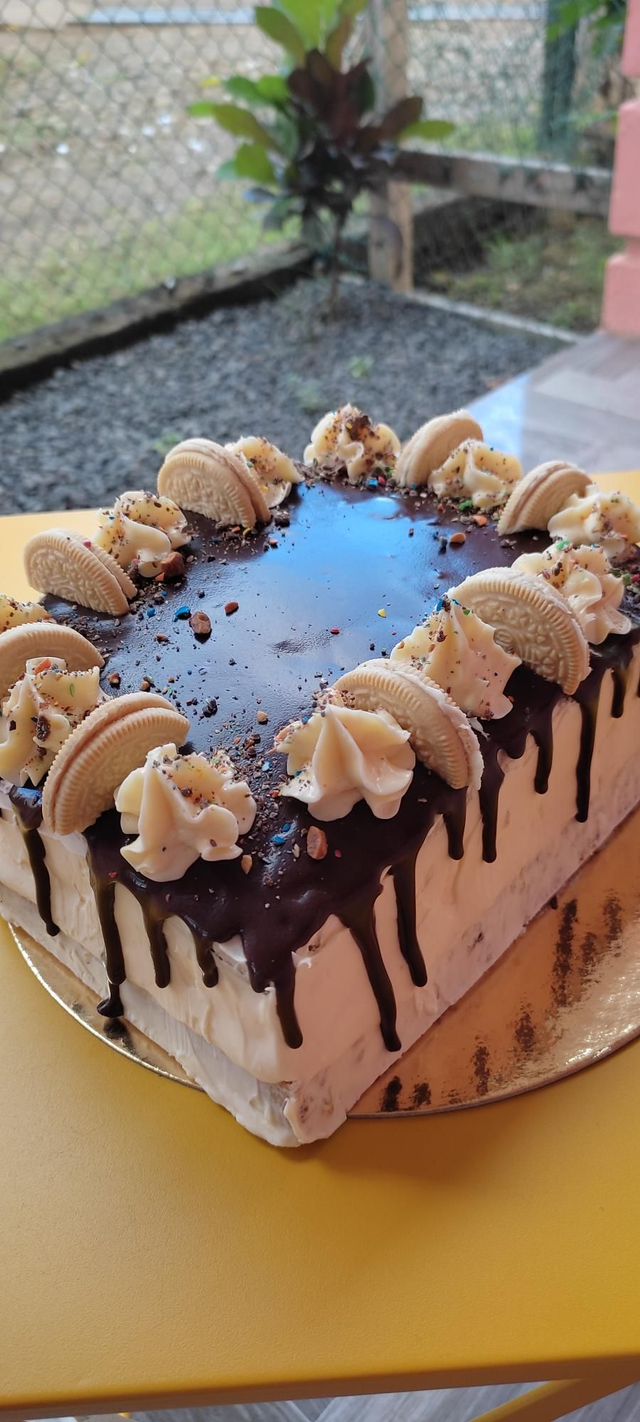 Lada Cake 20 personnes