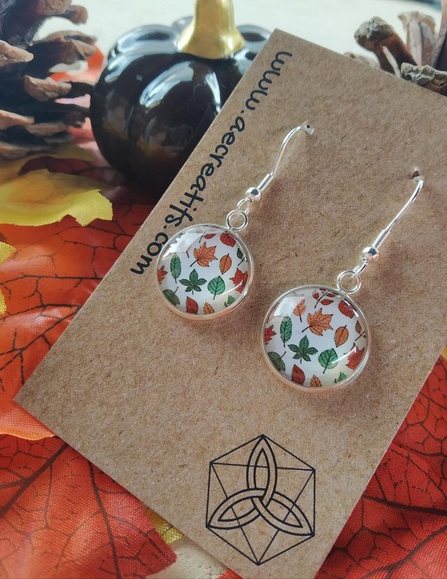 Boucles d&#039;oreilles cabochons feuilles 1