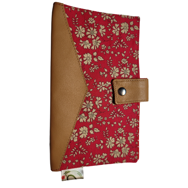 Porte chéquier cuir de vachette fauve et Liberty Capel rouge