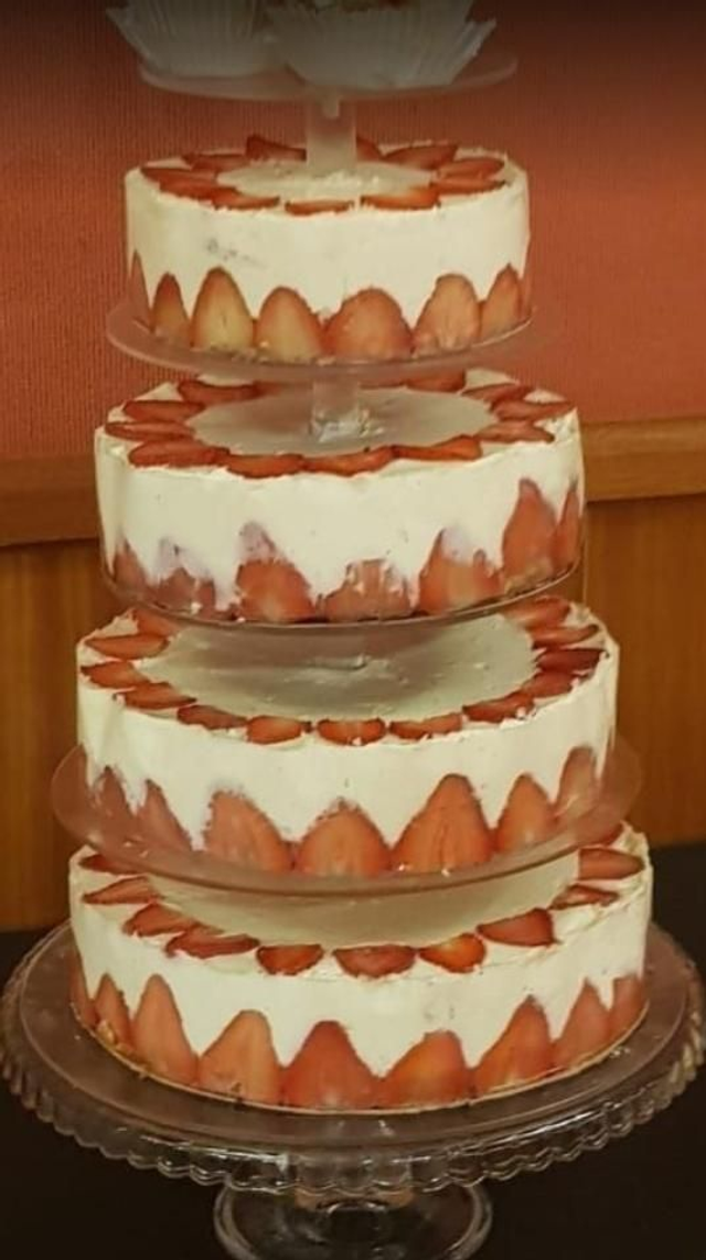 Pièce Montée Fraisier