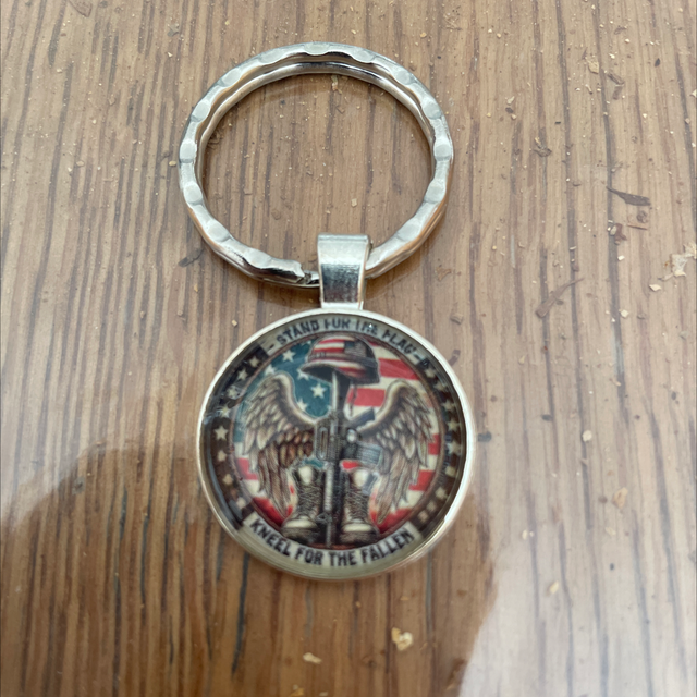 Porte clé boule métal modèle 6