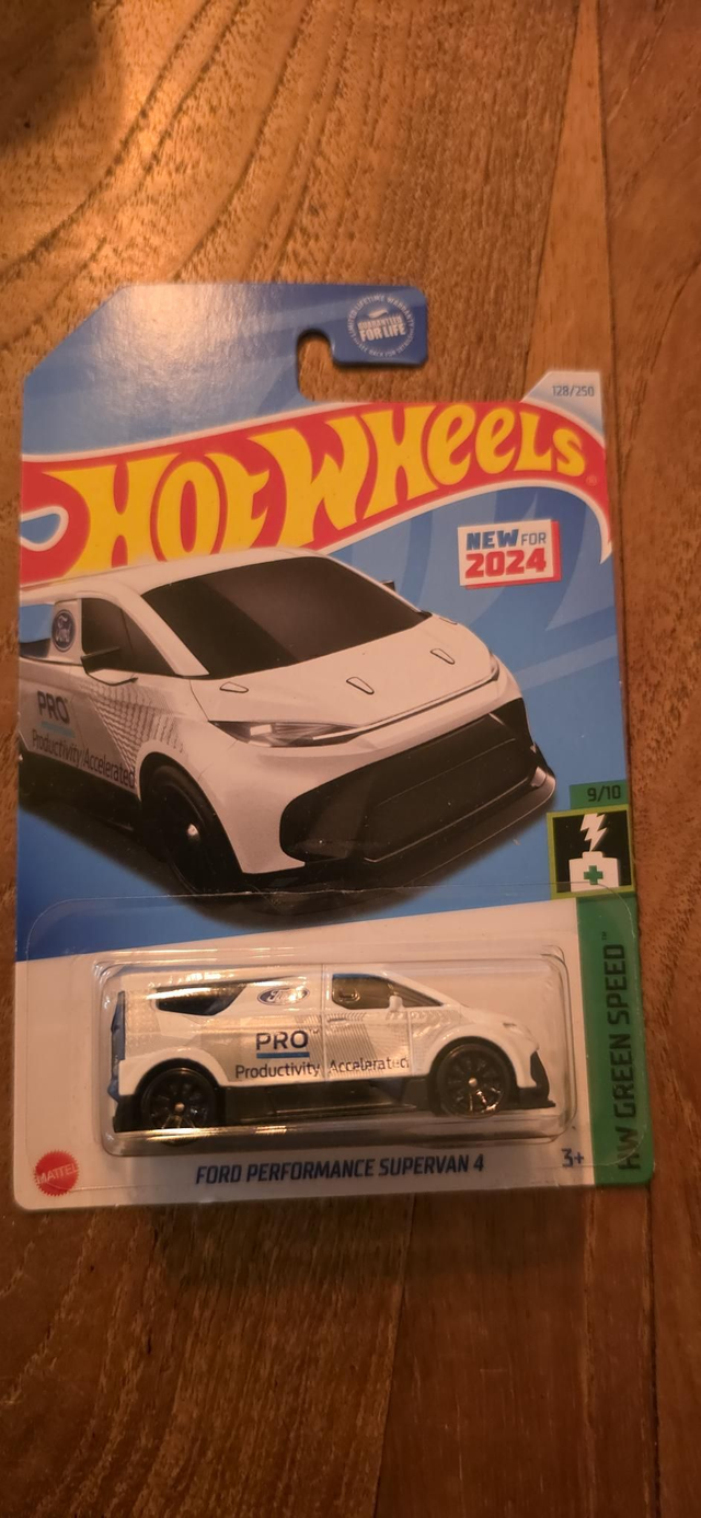Ford performance supervan 4