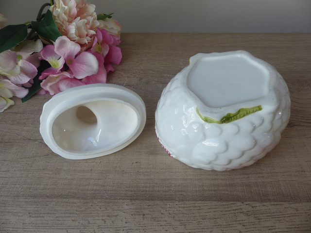 Poubelle de Table Vintage en Barbotine – Canard en Céramique Rose, Blanc et Vert – Vide-Poche ou Boîte Décorative Originale pour Cuisine