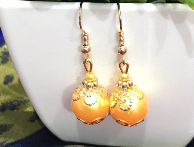 Yellow Dangling Earrings- YDE40