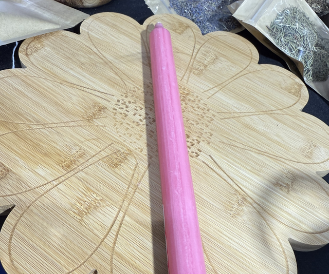 Large pink candle 