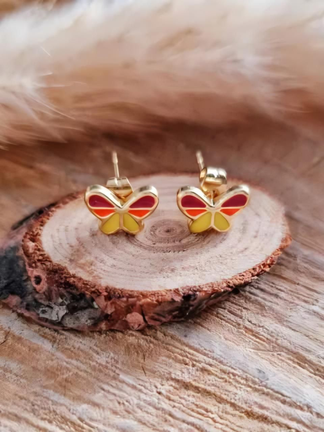 Boucles d'oreilles puces "Papillons" - Modèle jaune, violet et orange