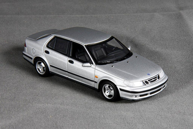 Saab 9-5 Sedan (1998) Saab MCC 1:43