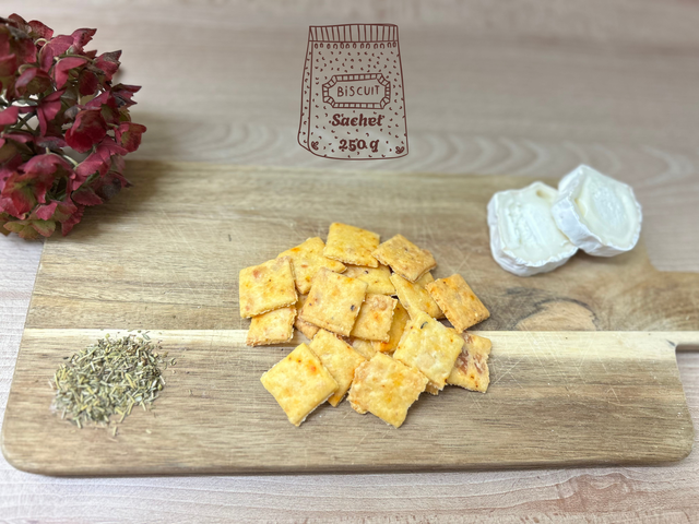 2. Biscuits Chèvre - Piment d'Espelette (Sachet 250g)