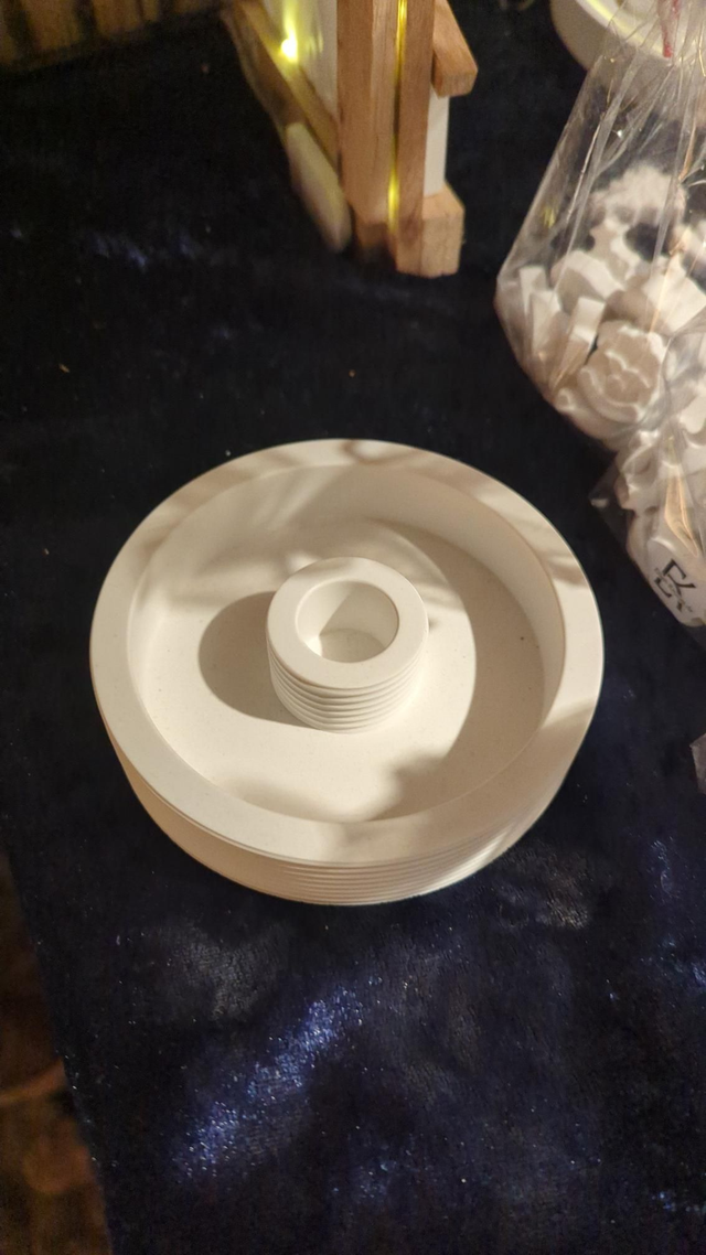 Deko Teller mit Rillen