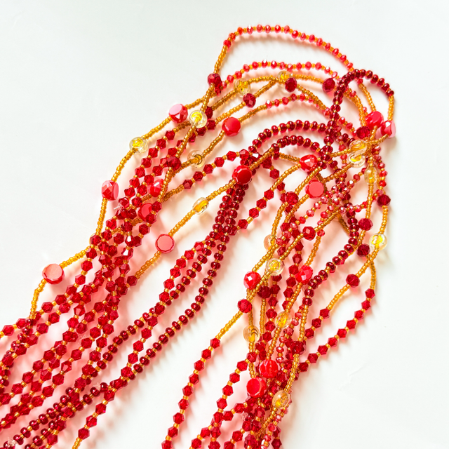 Chaîne de taille rouge & dorée