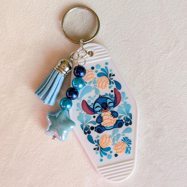 'Stitch Wave' Keyring - White
