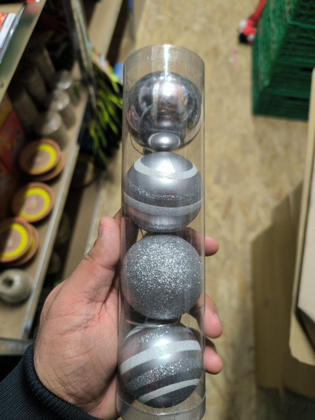 BOULE DE NOËL ARGENTÉE x4