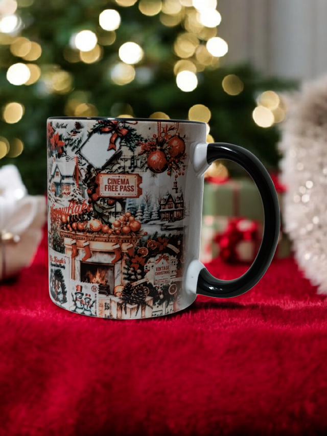 Tasse en Céramique Vintage Noël – Collage Rétro Santa & Décorations Festives