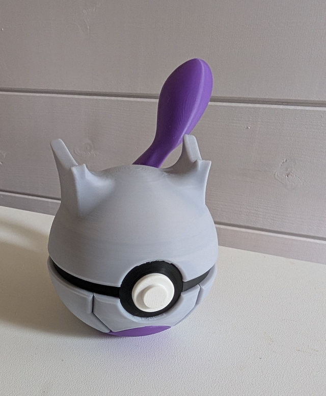 Mewtwo Pokeball