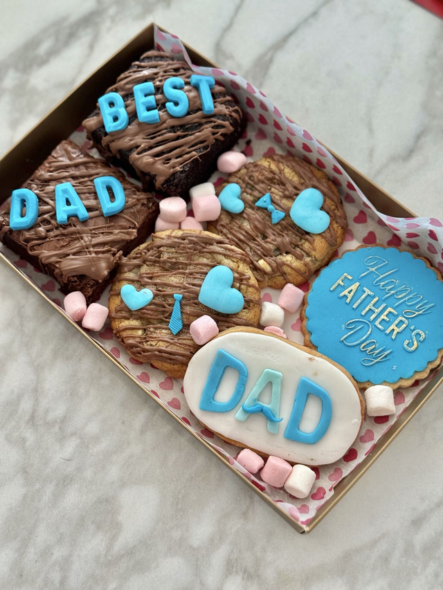 Father’s  Day Brownies, Chunky chocolate chip Cookies, vanilla biscuits