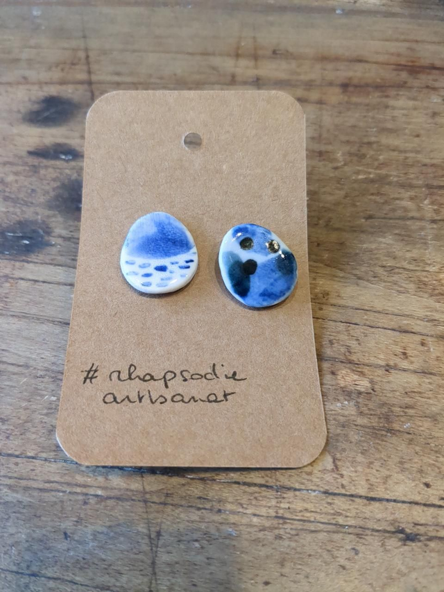 Boucles d&#039;oreilles  dépareillées 