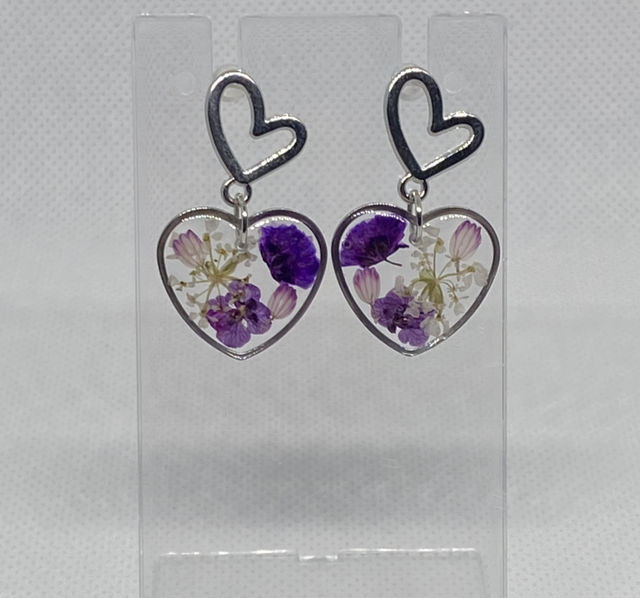 Silver heart real flower earrings 