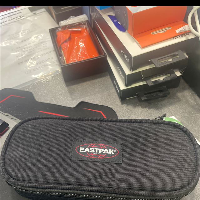 Astuccio ovale eastpak 