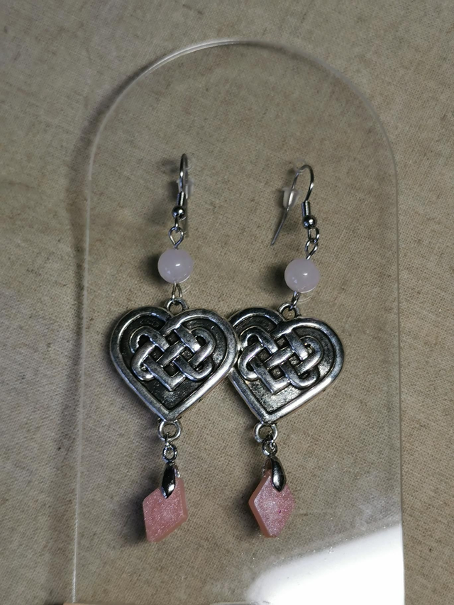 Cœurs entrelacs rose