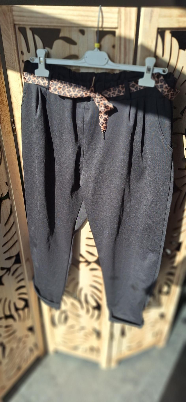 pantalon  noir ceinture léopard