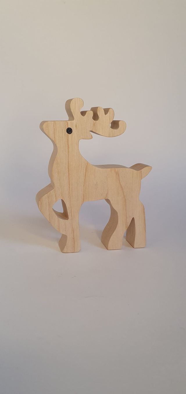Renne décoratif en bois de frêne