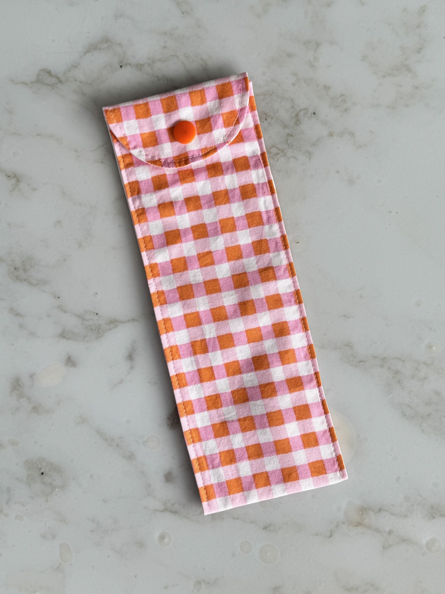 Étui à brosse à dents / ou à couverts