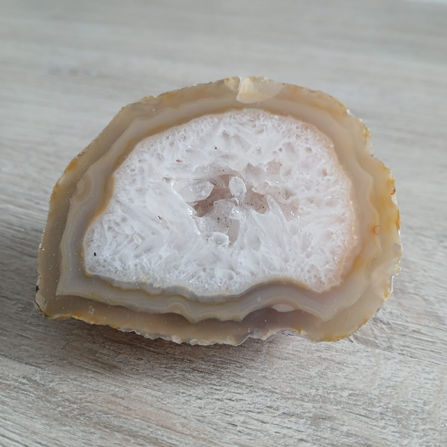 Agaat geode (12.008)