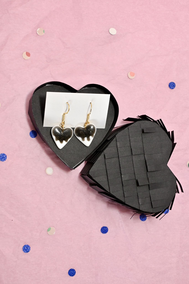 Coeurs sucrés noirs pailletés