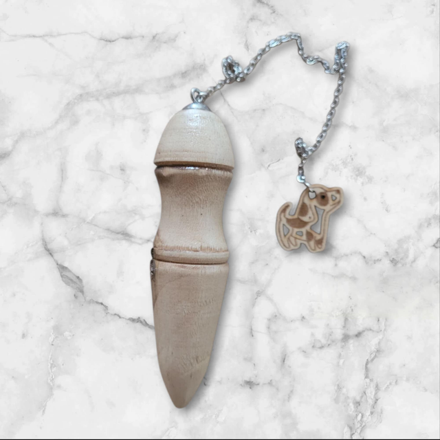 Pendule 22 en bois de cerisier