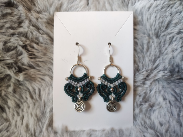 Boucles d&#039;oreilles bleues 