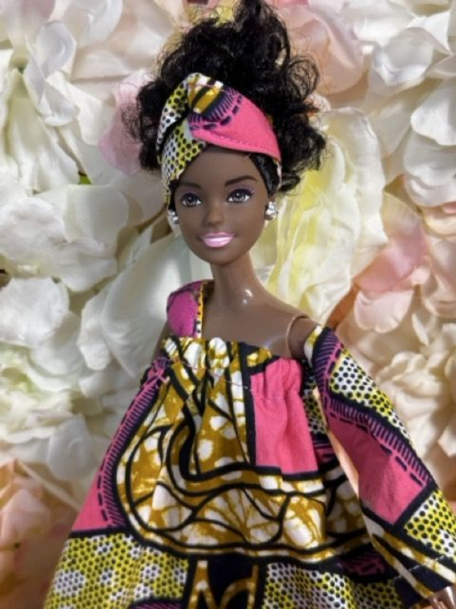 Poupée – Robe en Wax rose & Coiffe assortie - Fait main