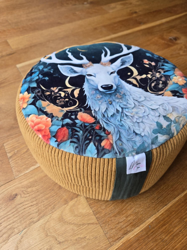 Zafu sacré, coussin de méditation Cerf Blanc