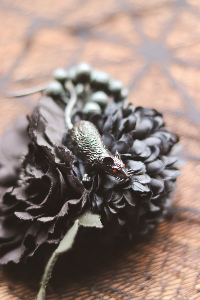 Hairflowers • L • Black plague