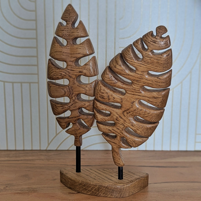 Feuilles tropicales en chêne massif