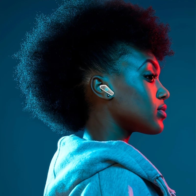 The new esports wireless headphones