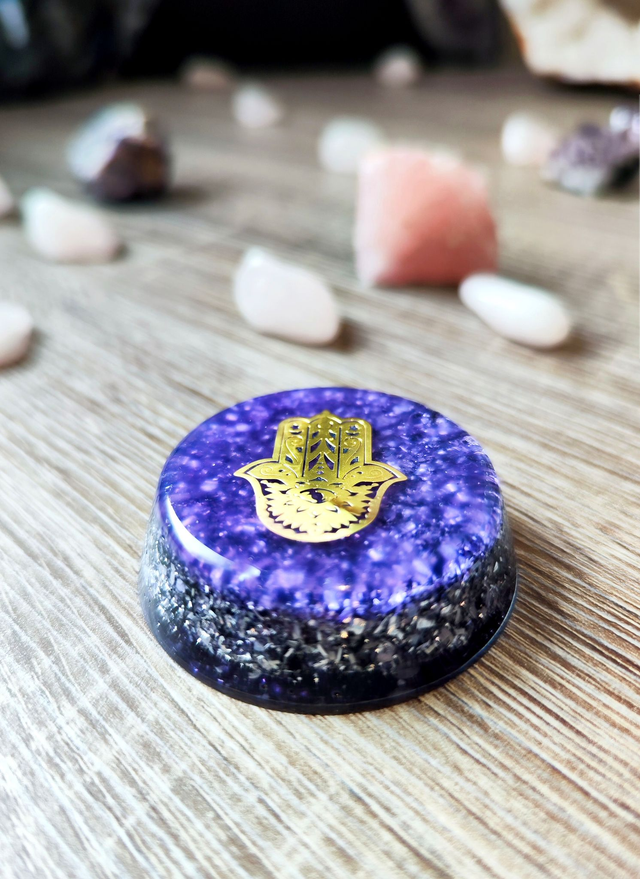 Orgonite ronde violette