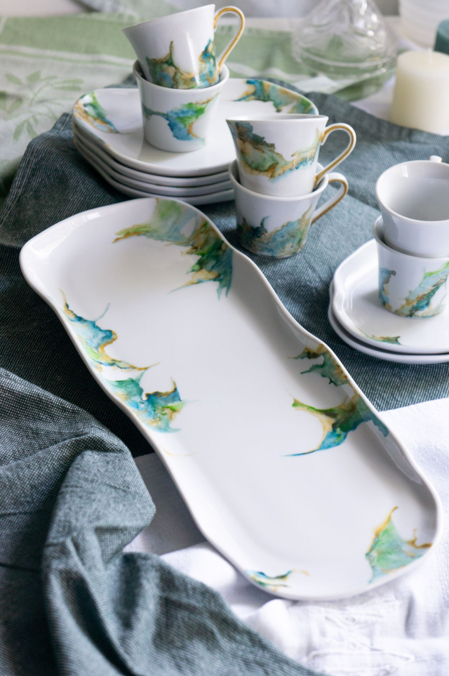 Plat à gâteaux raffiné en porcelaine vert émeraude, création artisanale, idée cadeau de mariage