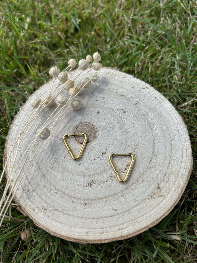 Paires de créoles triangulaires 