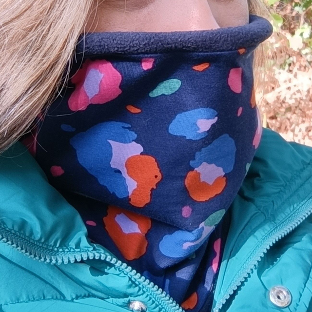 Snood bleu motifs