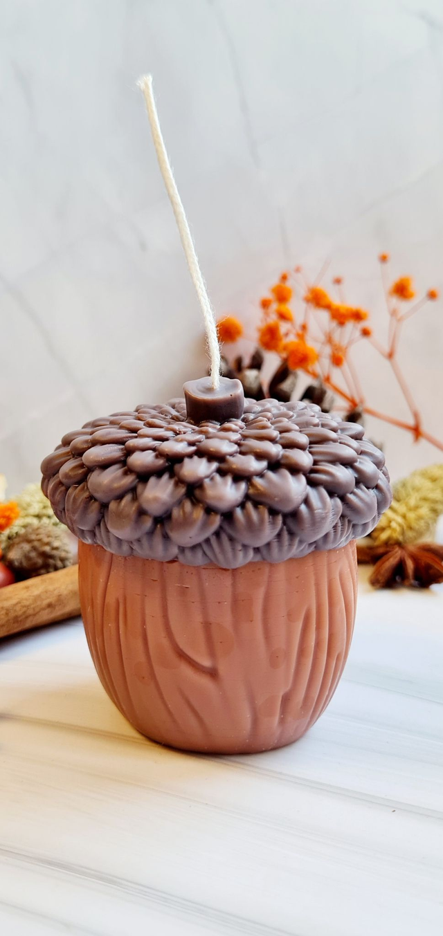 🍂 Bougie Statue -  Éclat de Noisette 
